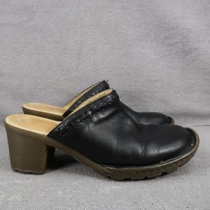 Dr. Martens Y2K old school women’s clog 7